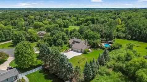 8141 Maplewood Terrace Chanhassen MN 55317