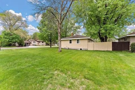 1691 4th Street White Bear Lake MN 55110