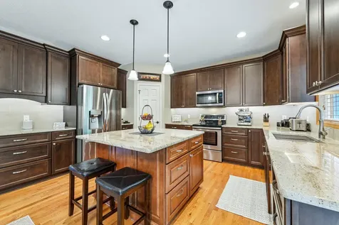 20685 Gemini Trail Lakeville MN 55044