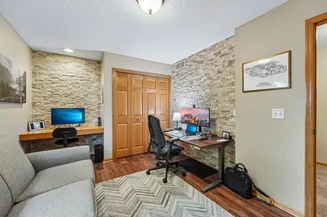 20685 Gemini Trail Lakeville MN 55044