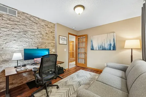 20685 Gemini Trail Lakeville MN 55044