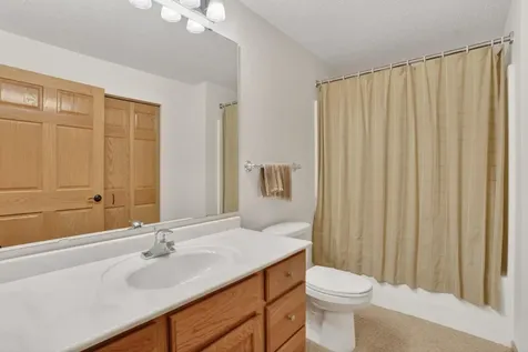 935 Ferndale Street N Maplewood MN 55119