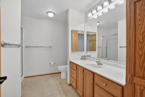 935 Ferndale Street N Maplewood MN 55119