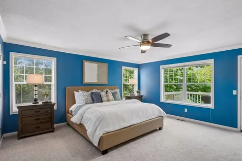 287 Lexington Parkway S Saint Paul MN 55105