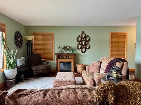 904 Riverside Avenue N Sartell MN 56377