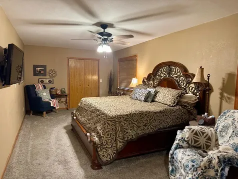 904 Riverside Avenue N Sartell MN 56377