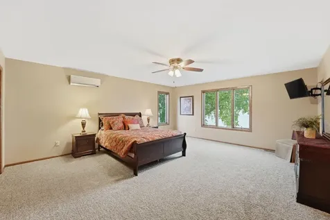 12054 Indian Beach Road Spicer MN 56288