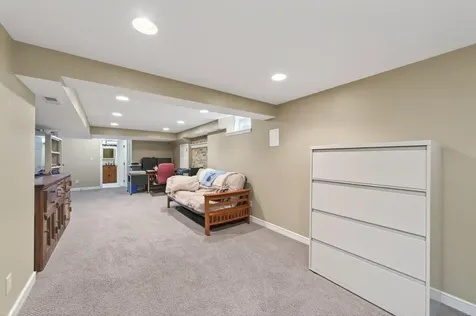1068 Summit Avenue South Saint Paul MN 55075