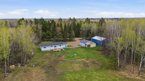11128 Johnson Road Chisholm MN 55719