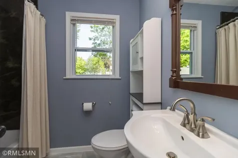 1440 Mcafee Street Saint Paul MN 55106