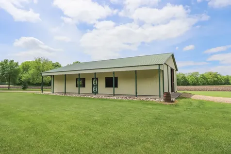 38462 498th Street North Mankato MN 56003