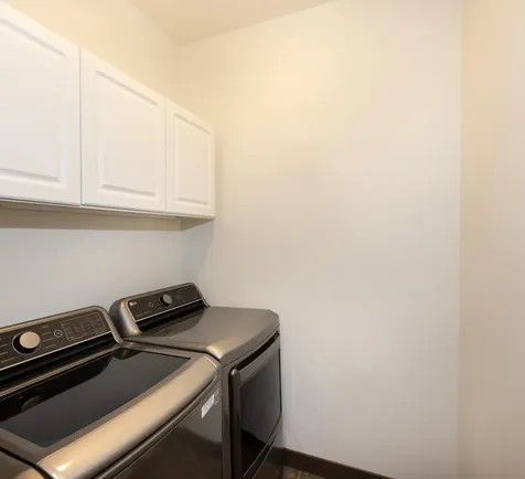 647 43 1/2 Avenue S Moorhead MN 56560