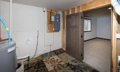 647 43 1/2 Avenue S Moorhead MN 56560