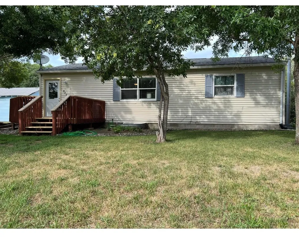 820 2nd Street SW Perham MN 56573