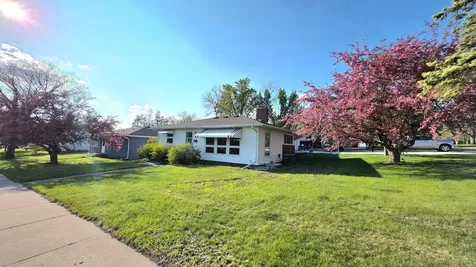 420 James Street Detroit Lakes MN 56501