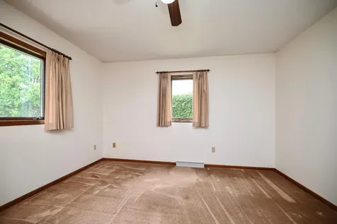 258 Huff Street Winona MN 55987