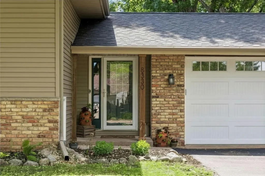 8330 Heather Avenue Eden Prairie MN 55347
