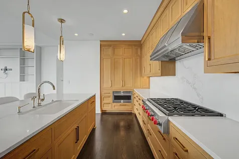 1111 W River Parkway Minneapolis MN 55415