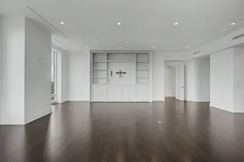 1111 W River Parkway Minneapolis MN 55415