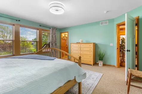 2314 Fieldstone Curve Woodbury MN 55129
