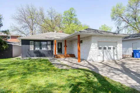 1226 11th Street N Fargo ND 58102