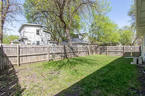 1226 11th Street N Fargo ND 58102