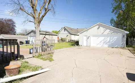 541 Hoyt Avenue E Saint Paul MN 55130