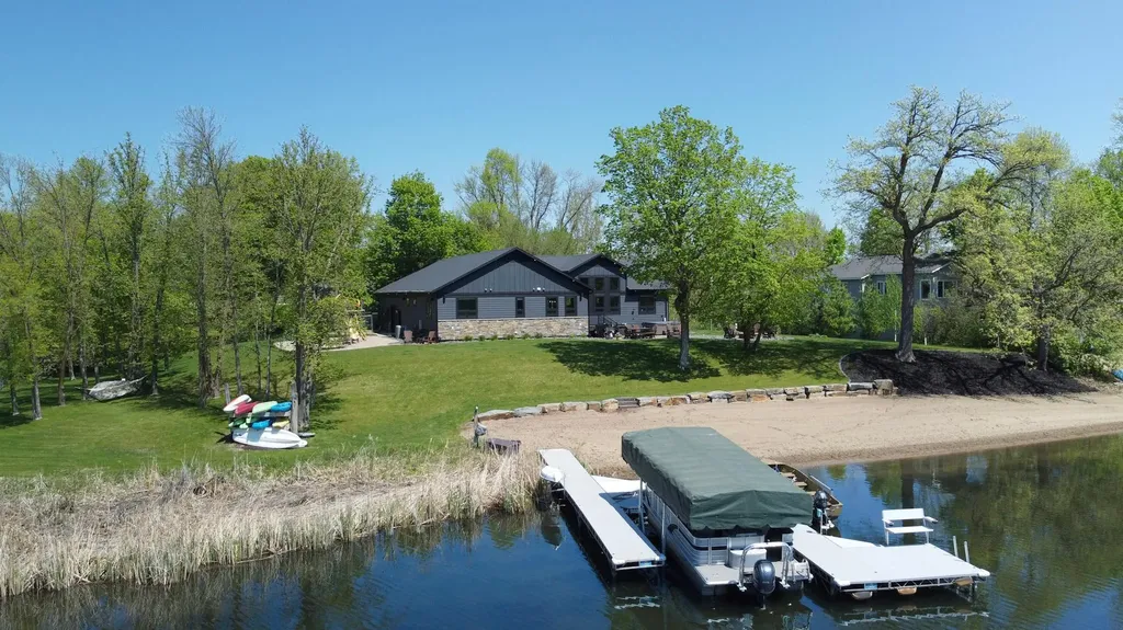 12800 Kohler Lane Audubon MN 56511