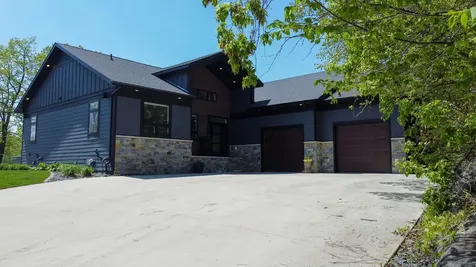 12800 Kohler Lane Audubon MN 56511
