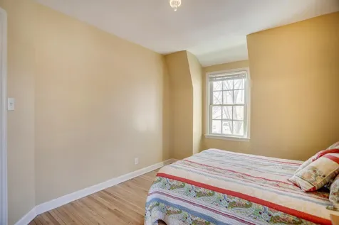 1949 E River Terrace Minneapolis MN 55414