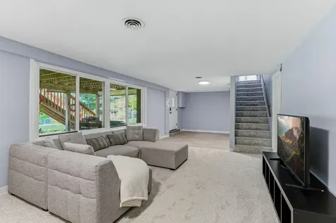 676 Shryer Avenue W Roseville MN 55113