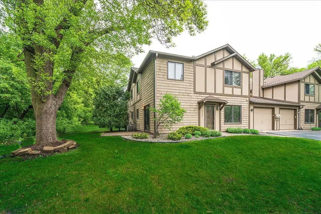 11574 Carriage Court Eden Prairie MN 55344