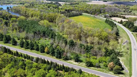 33175 N Lakes Trail Lindstrom MN 55045
