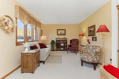 33175 N Lakes Trail Lindstrom MN 55045