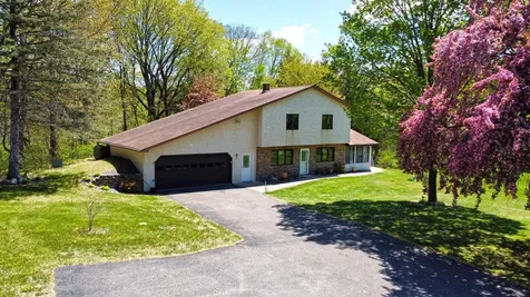 33175 N Lakes Trail Lindstrom MN 55045