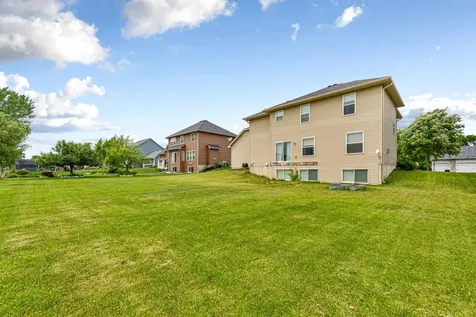 1419 Bluff Street Dundas MN 55019