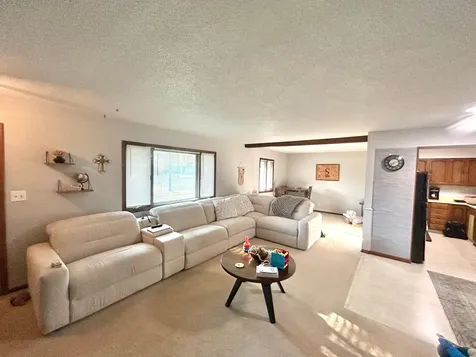 2113 9 1/2 Street N Fargo ND 58102