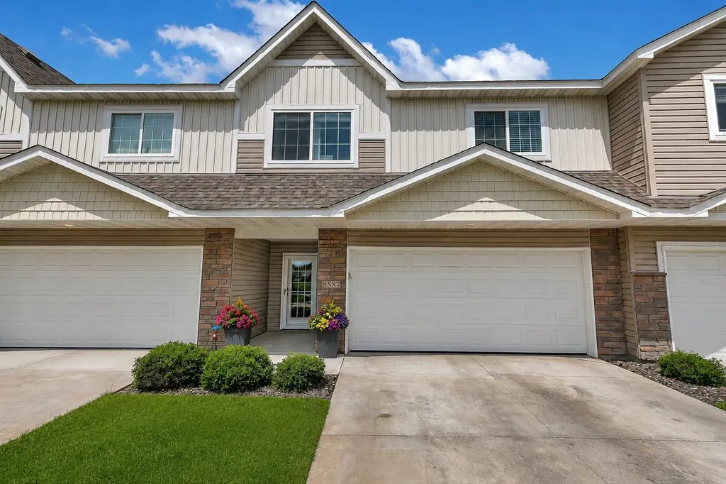 8587 Gateway Circle Monticello MN 55362