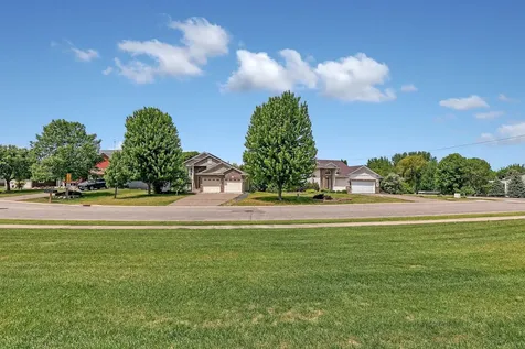 8587 Gateway Circle Monticello MN 55362