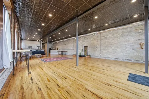 716 Main Avenue Fargo ND 58103