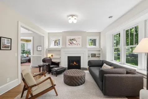 1907 Goodrich Avenue Saint Paul MN 55105