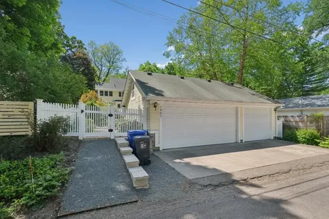 1907 Goodrich Avenue Saint Paul MN 55105