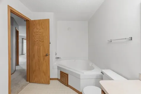 2607 Innsbruck Trail New Brighton MN 55112