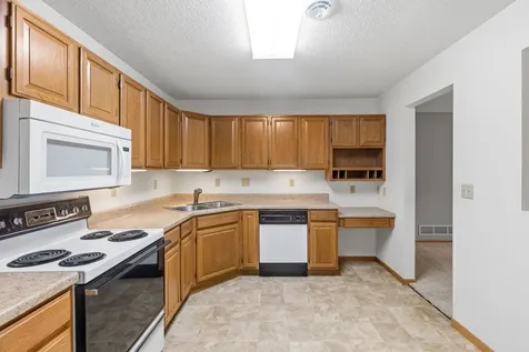 2607 Innsbruck Trail New Brighton MN 55112