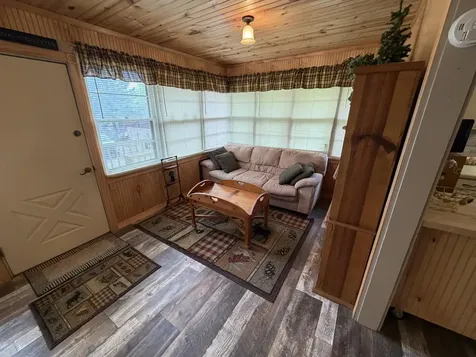 6271 French Lake Path Faribault MN 55021