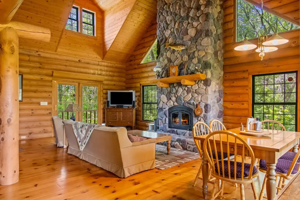 4639 Sand Lake Road Moose Lake MN 55767