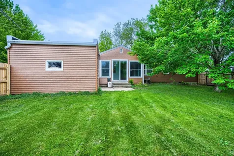 212 Woodley Street W Northfield MN 55057