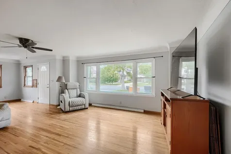 212 Woodley Street W Northfield MN 55057