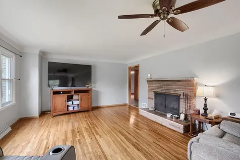 212 Woodley Street W Northfield MN 55057