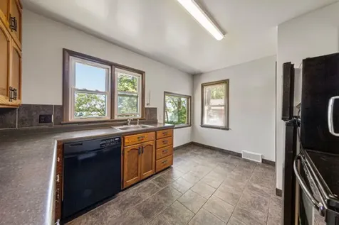 775 Shoreacres Drive Fairmont MN 56031